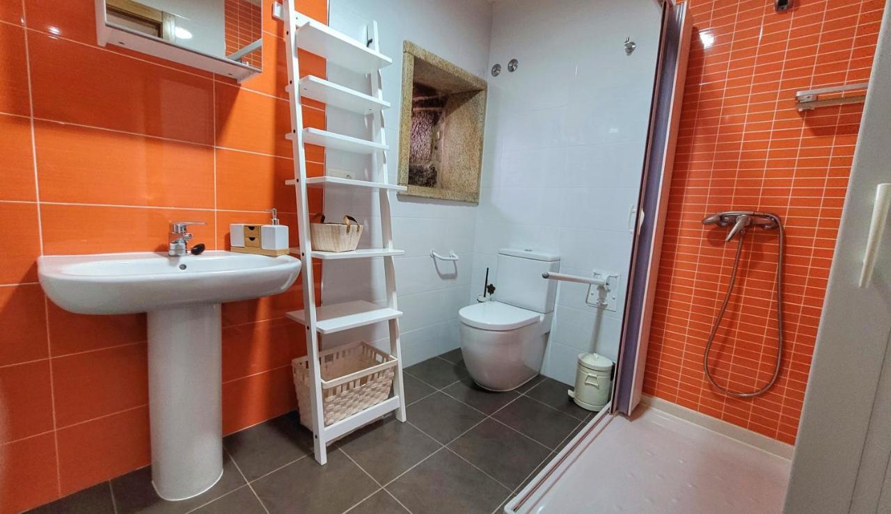 Гостевой дом Casa Do Ghabino Санта-Комба Экстерьер фото